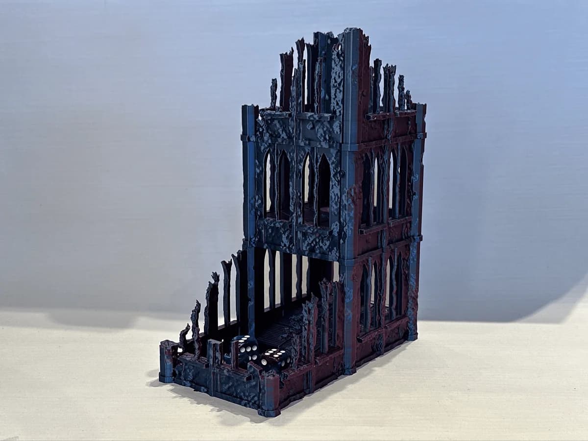 Wieża do kości drewniana i 3D - akcesoria do gier planszowych